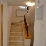 Anthorina 4 * פרוטאראס