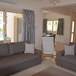 Anthorina 4 וילה