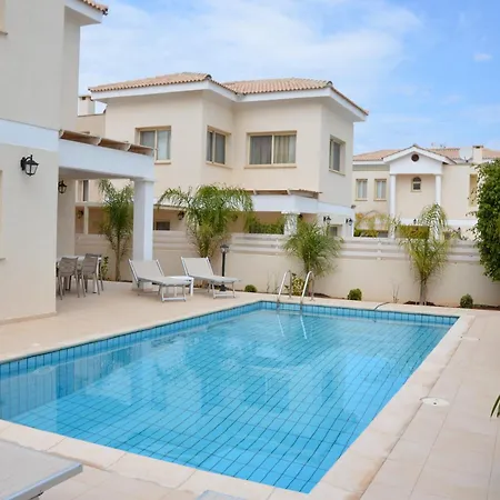 Anthorina 4 Villa *