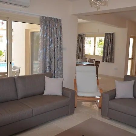 Anthorina 4 Villa